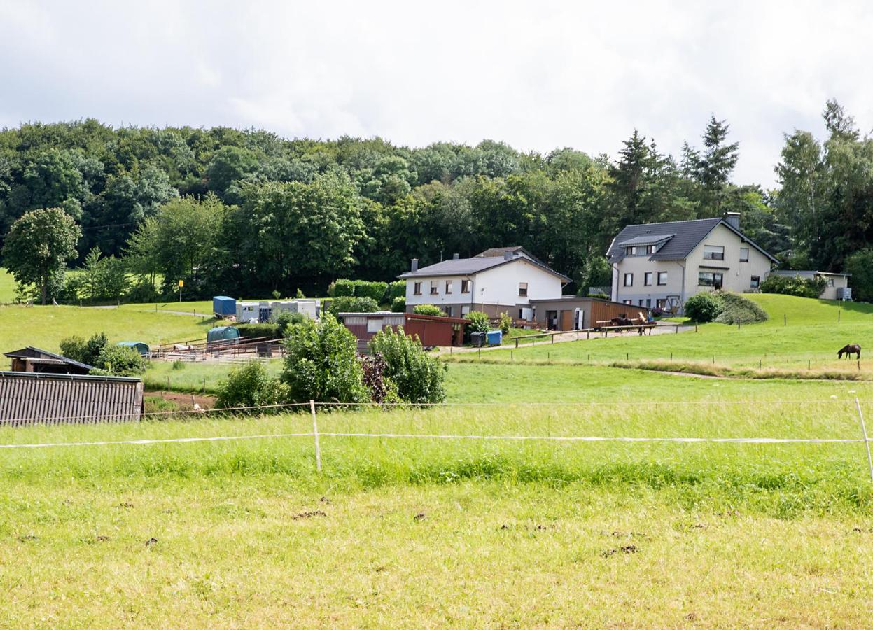 Ferienwohnung Roderath Nettersheim エクステリア 写真